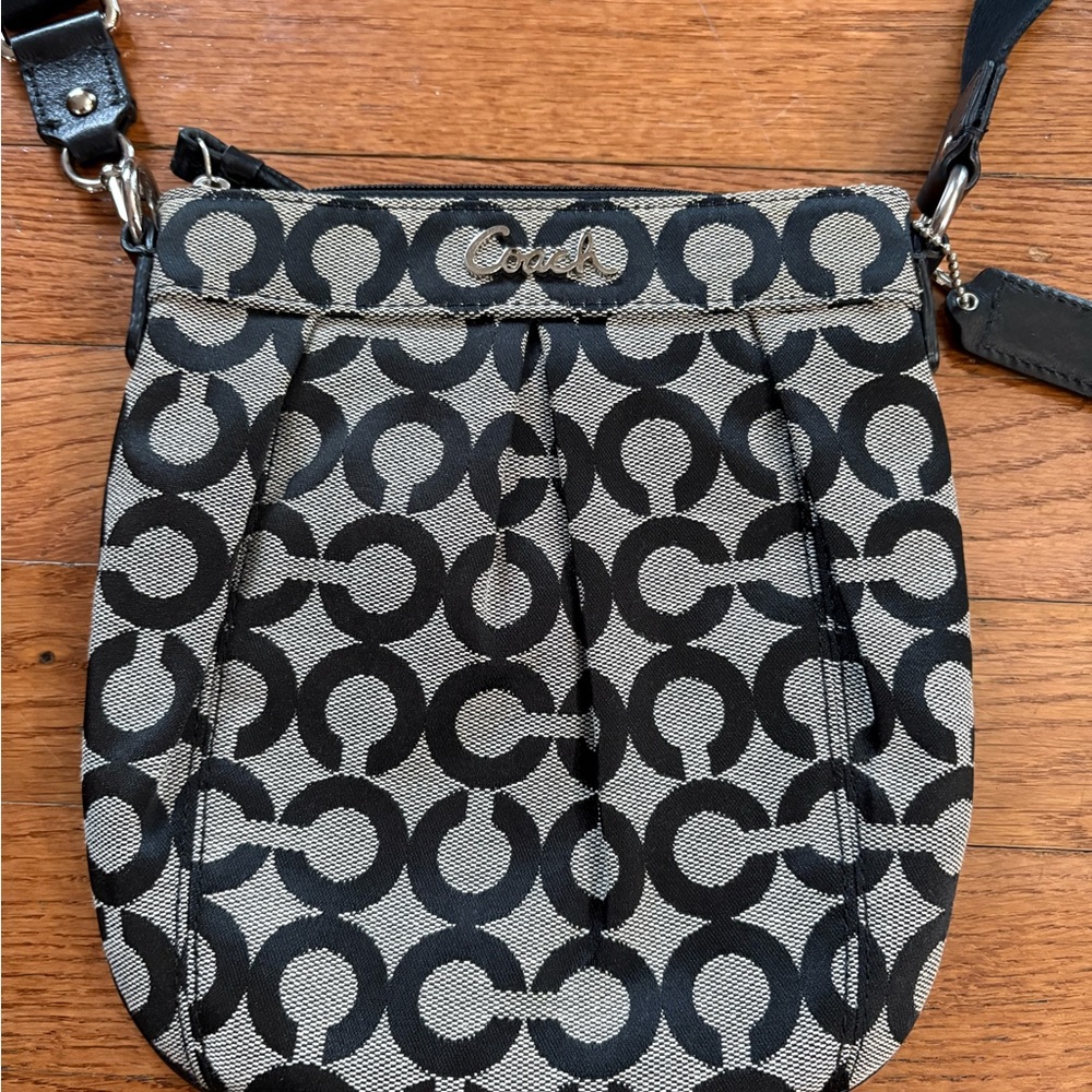 Coach Black and Gray Signature Messenger Bag - Picture 2 of 6